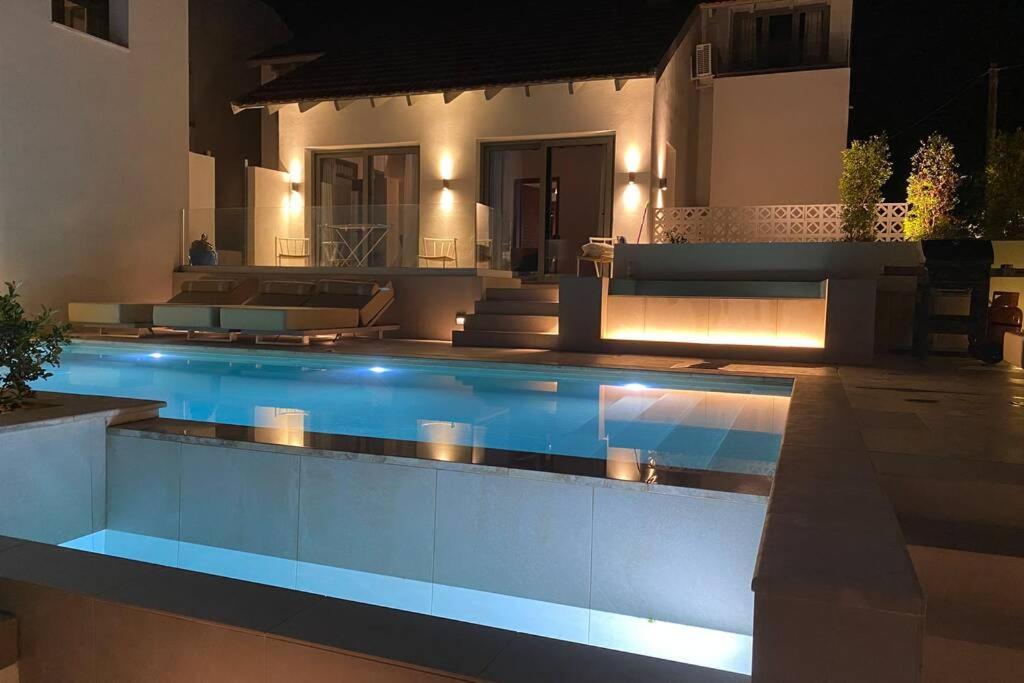 Chania Living Stories Villa With Piano Luaran gambar