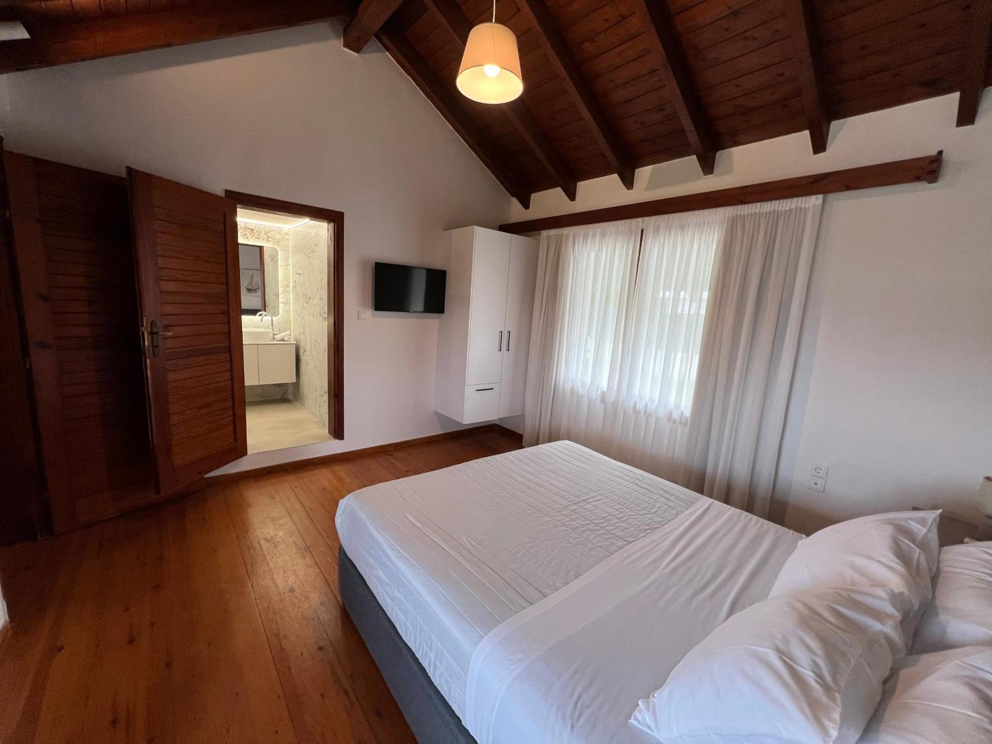 Chania Living Stories Villa With Piano Luaran gambar